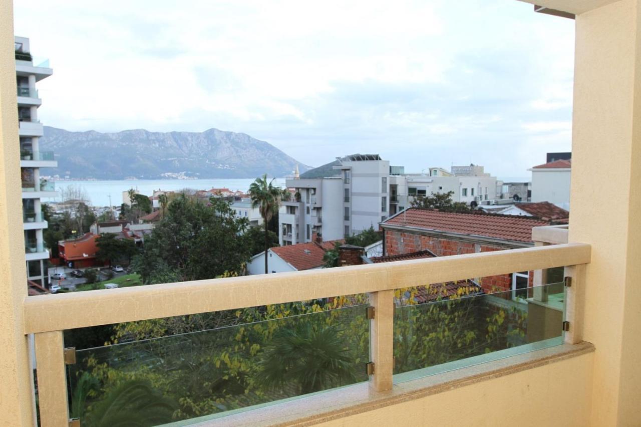 בודווה Luxury Apartment Big Blue מראה חיצוני תמונה