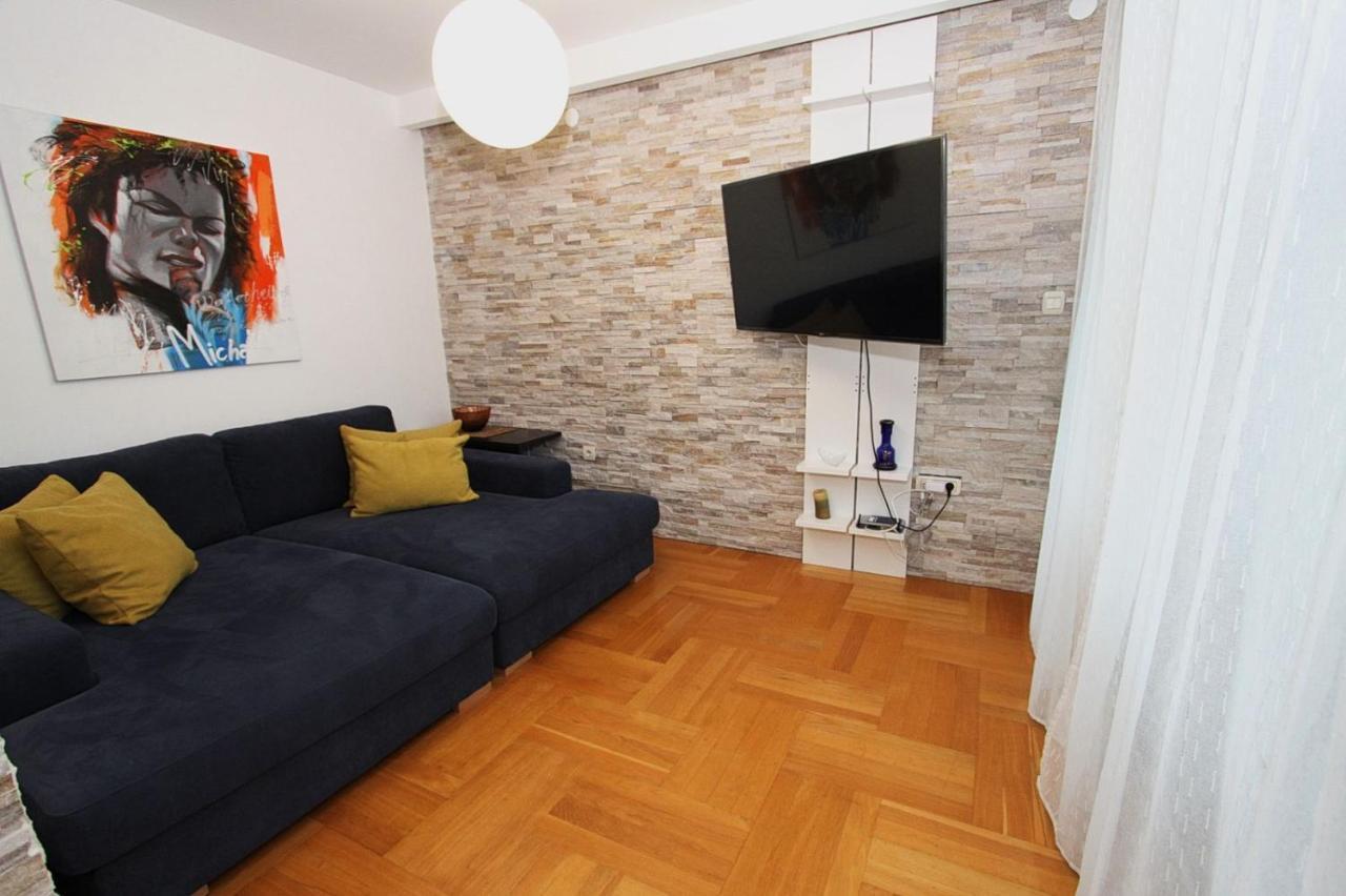 בודווה Luxury Apartment Big Blue מראה חיצוני תמונה