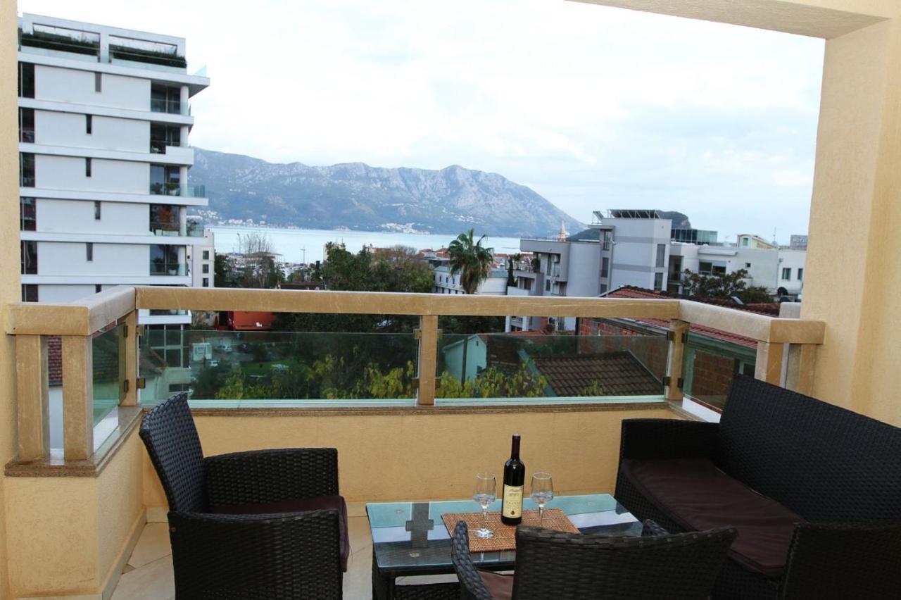 בודווה Luxury Apartment Big Blue מראה חיצוני תמונה